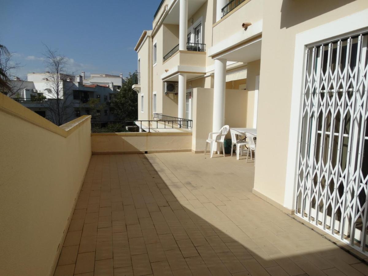 Com Piscina Junto A - Apartment *