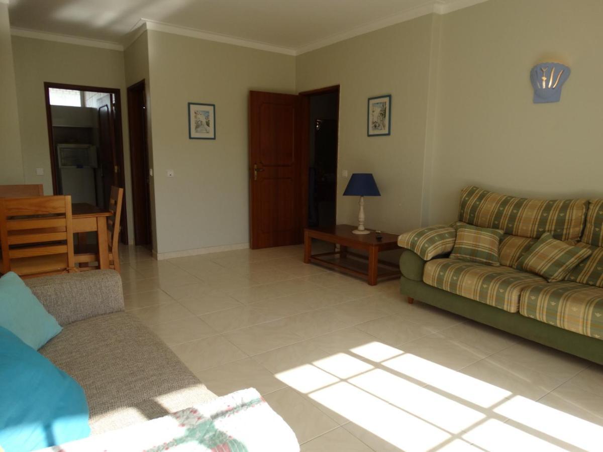 Apartment Com Piscina Junto A -