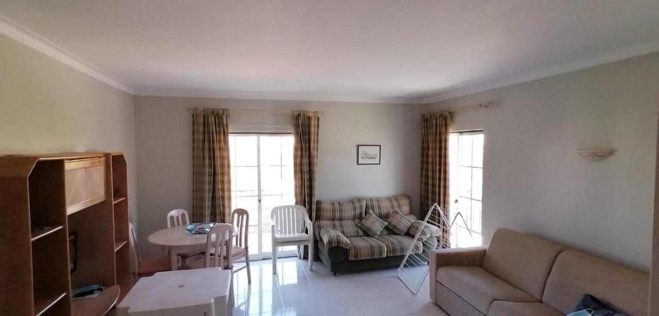 Com Piscina Junto A - Apartment