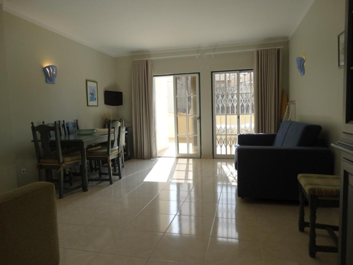 Apartment Com Piscina Junto A -